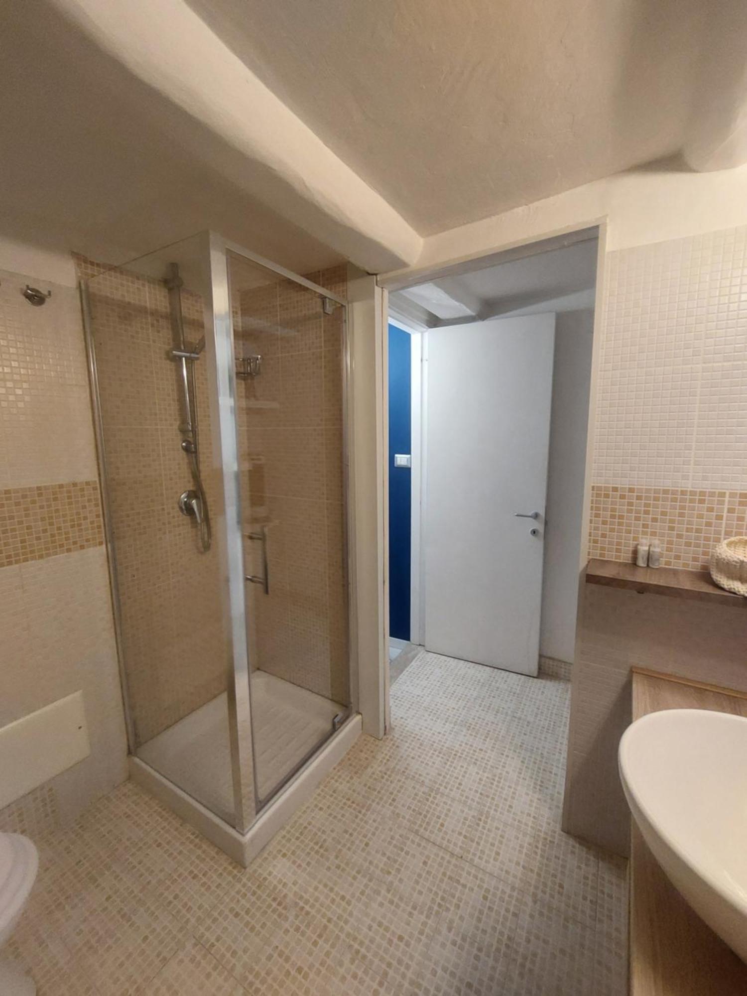 Be Blu Apartment Napoli Bagian luar foto