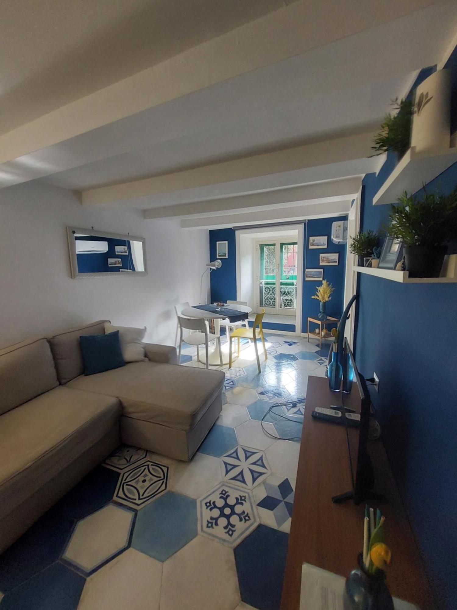 Be Blu Apartment Napoli Bagian luar foto