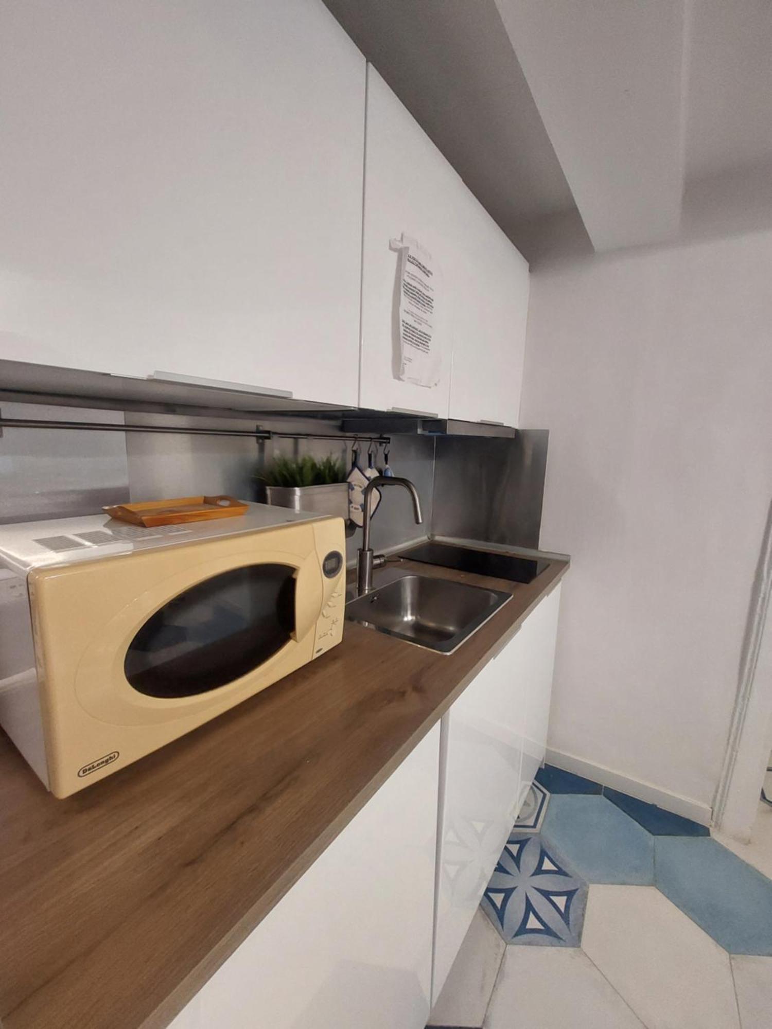 Be Blu Apartment Napoli Bagian luar foto