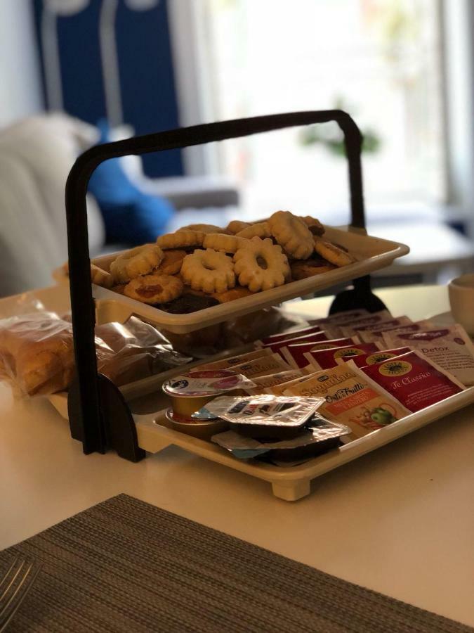 Be Blu Apartment Napoli Bagian luar foto